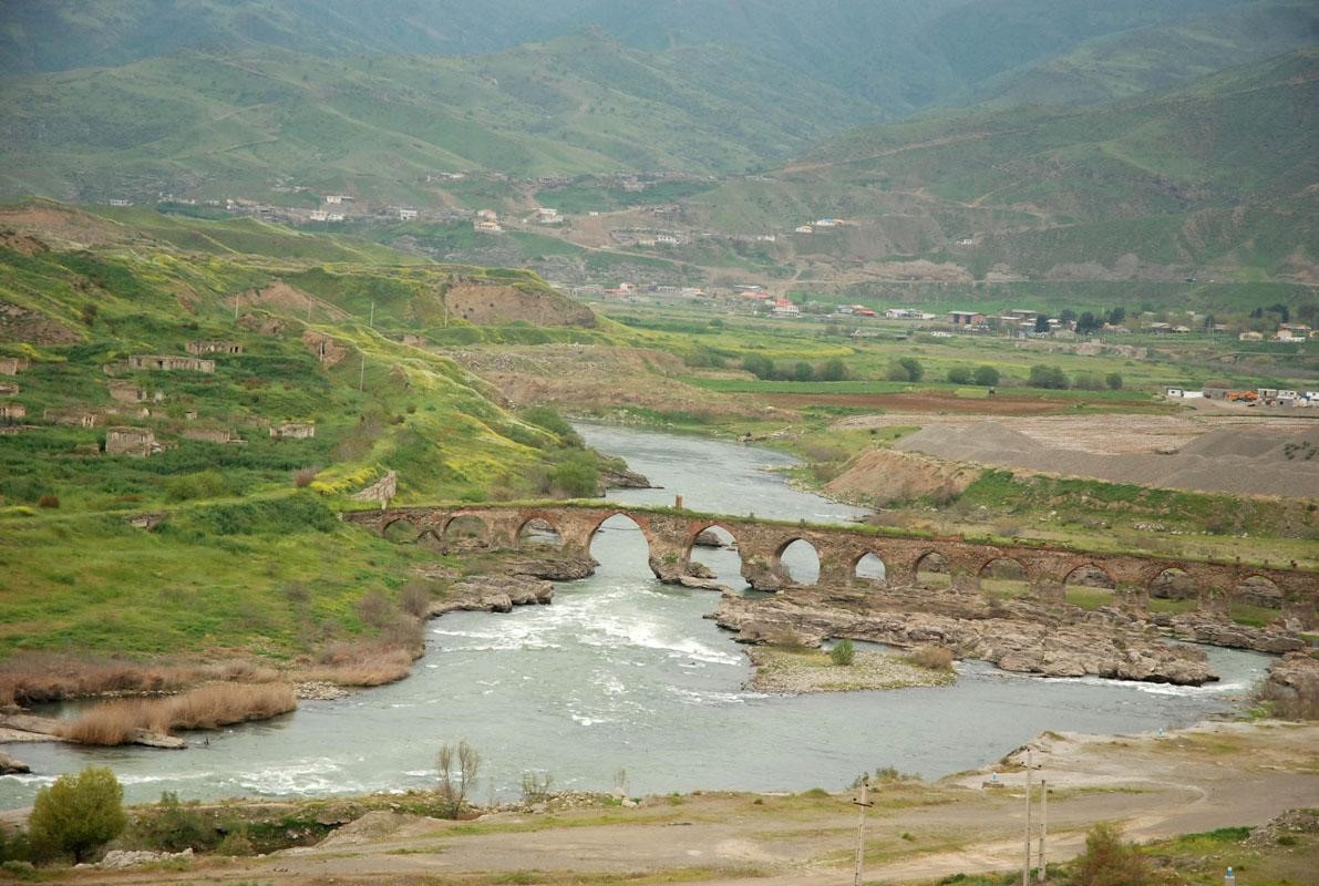 پل های رود ارس ، آذربایجان شرقی