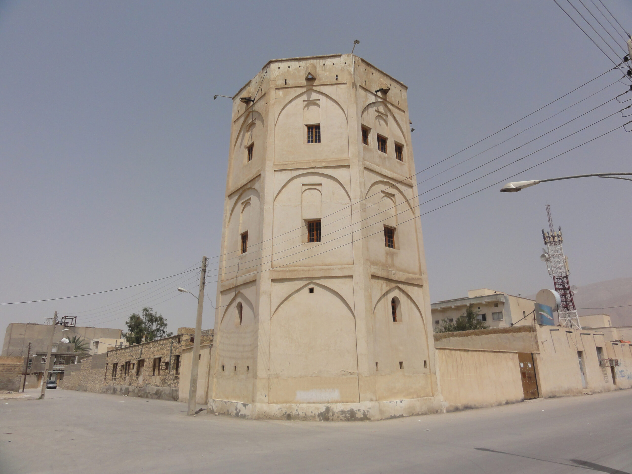 قلعه خورموج ، گردشگری بوشهر