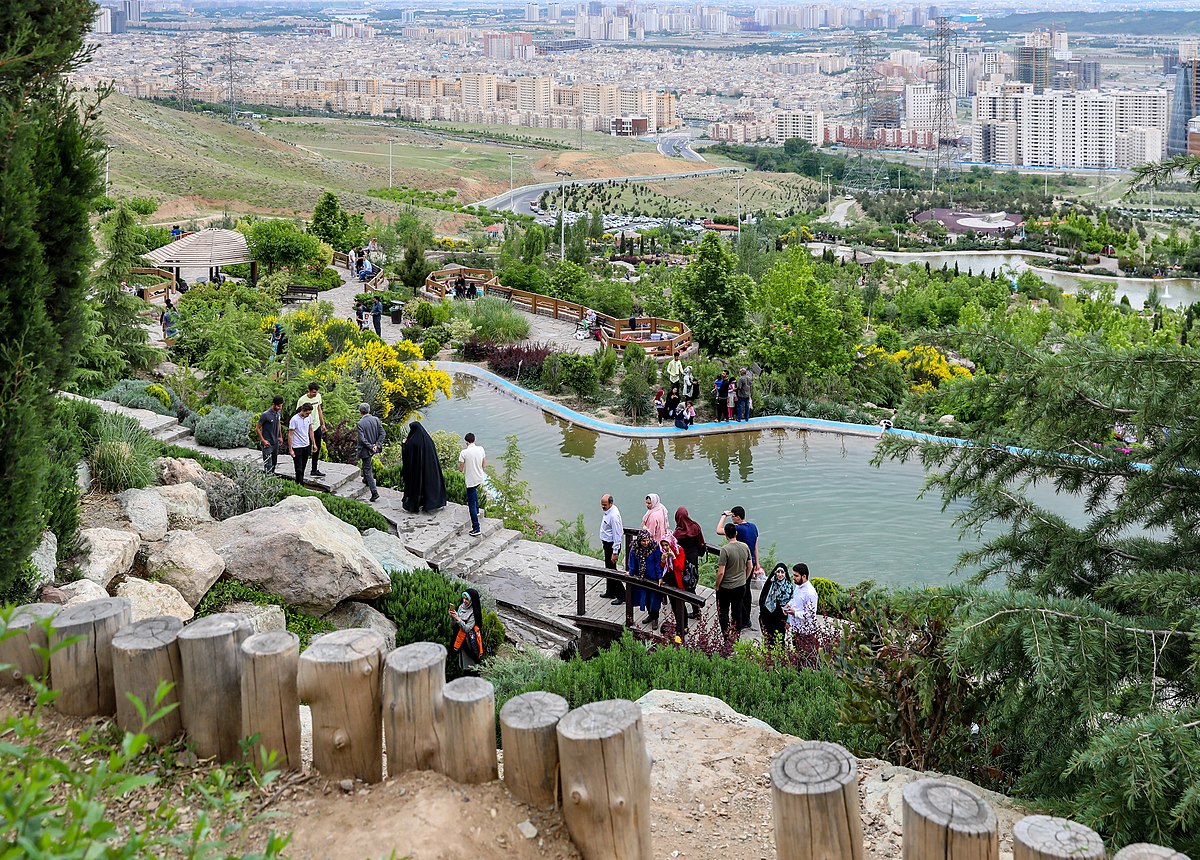 جاذب گردشگری پارک آبشار تهران