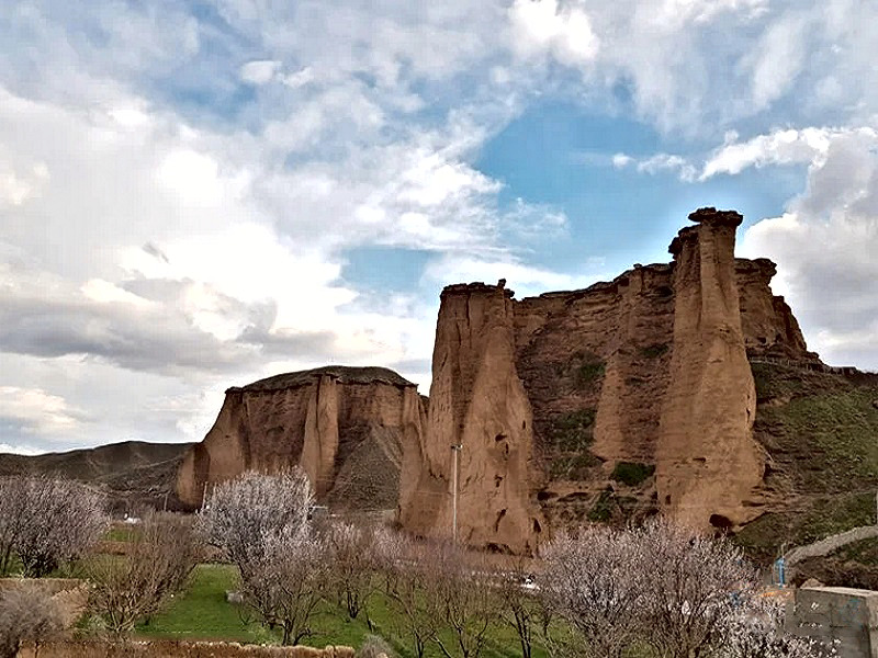 قلعه بهستان ( کهن دژ ) زنجان