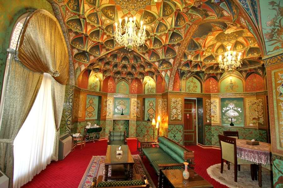 سوئیت صفویه| هتل شاه عباسی اصفهان