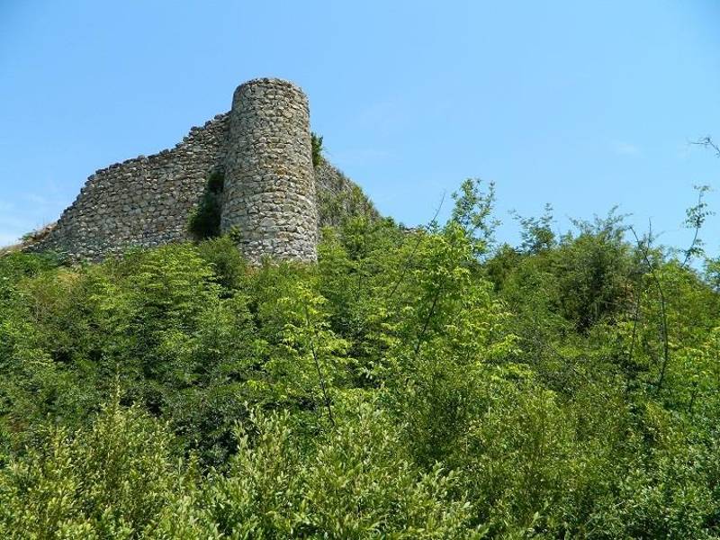 مار قلعه، اثری تاریخی در الندان