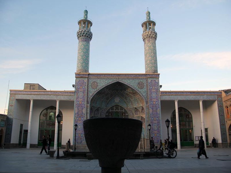 مناره و گنبد مسجد جامع همدان
