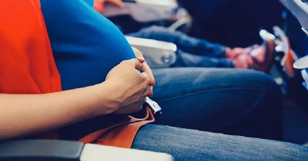 ریسک سفرهای هوایی برای زن باردار