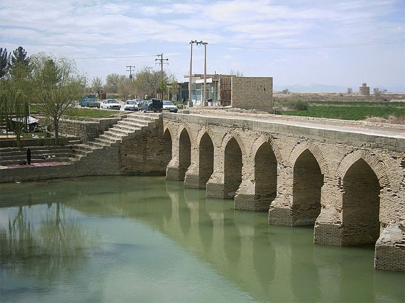 پل تاریخی ورزنه اصفهان