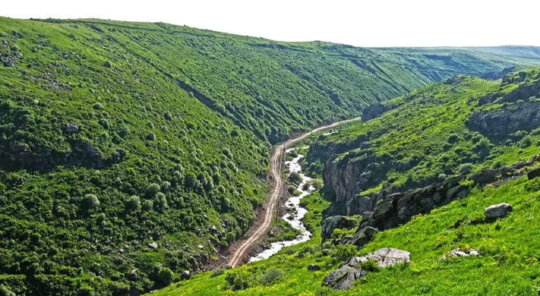 راهنمای سفر به جلفا، شهری مرزی در همسایگی رود ارس