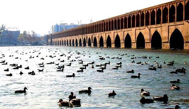 زاینده رود اصفهان و معماری ایرانی