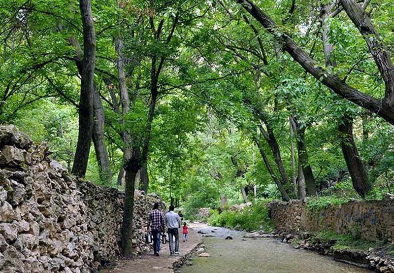 آبشار اخلمد | راهنمای کامل بازدید، مسیرها، بهترین فصل و تفریحات طبیعت‌گردی
