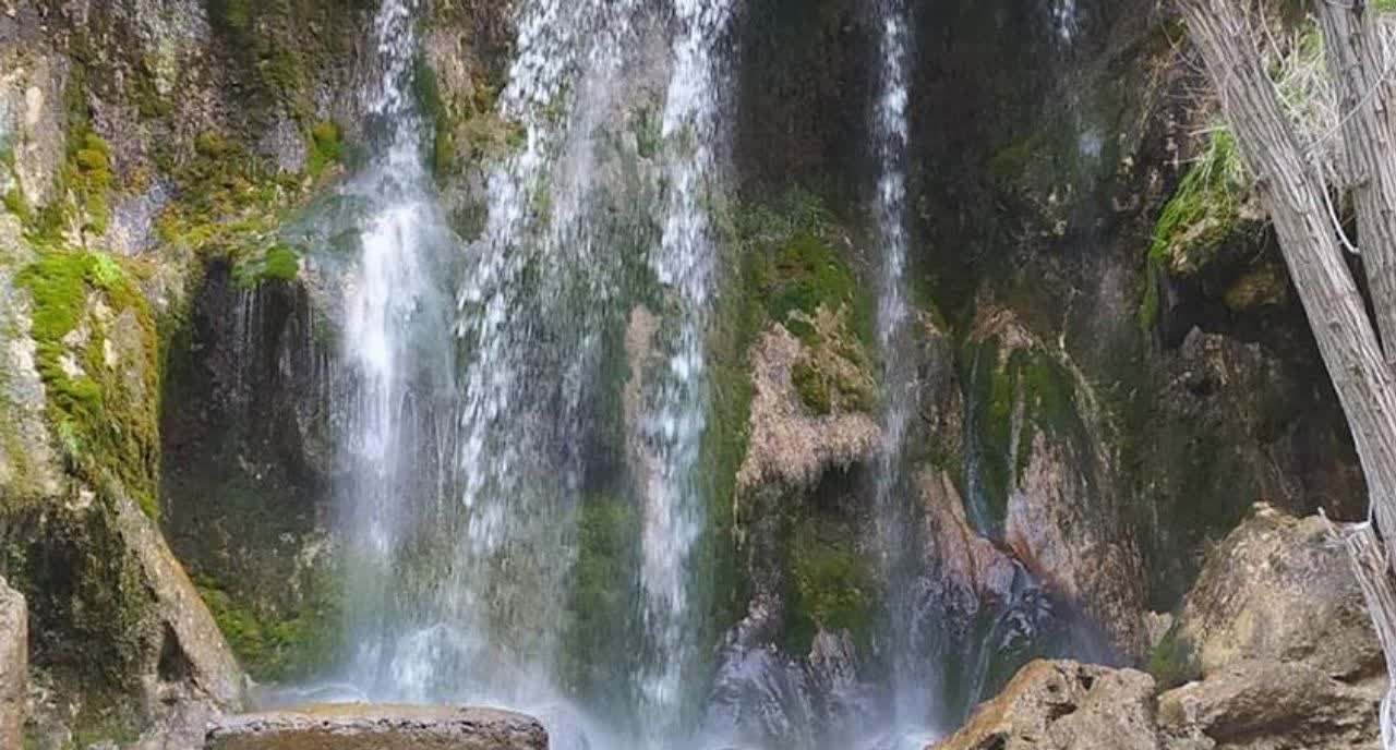 امکانات رفاهی و خدمات گردشگری در آبشار اخلمد