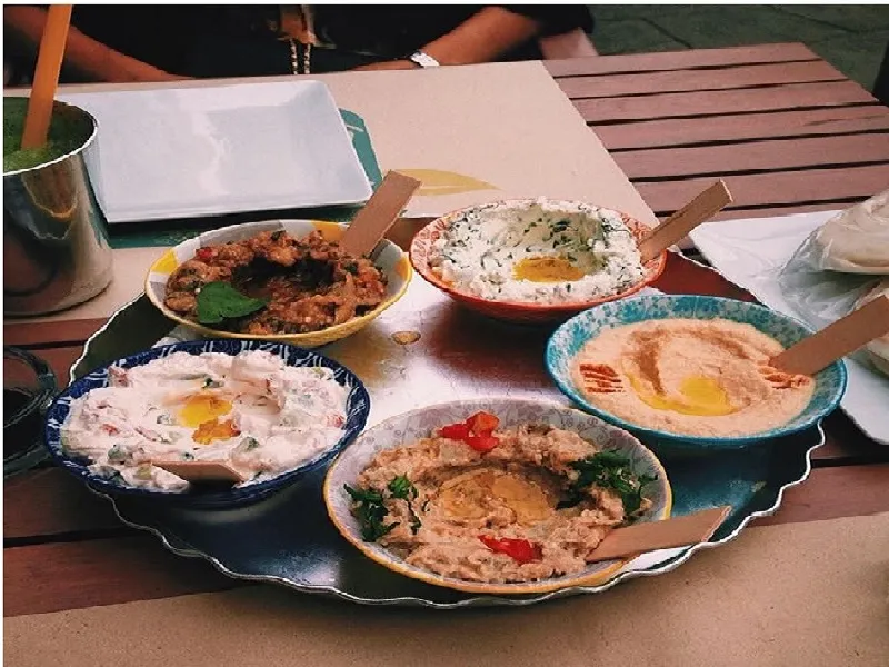 صبحانه سلفسرویس مخصوص آخر هفته؛ بهترین انتخابها در تهران